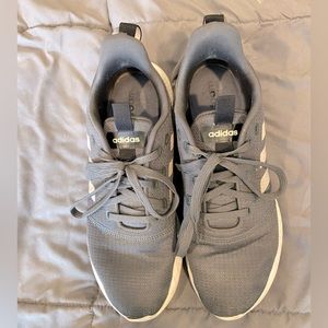 Adidas Women’s Cloudfoam sneakers